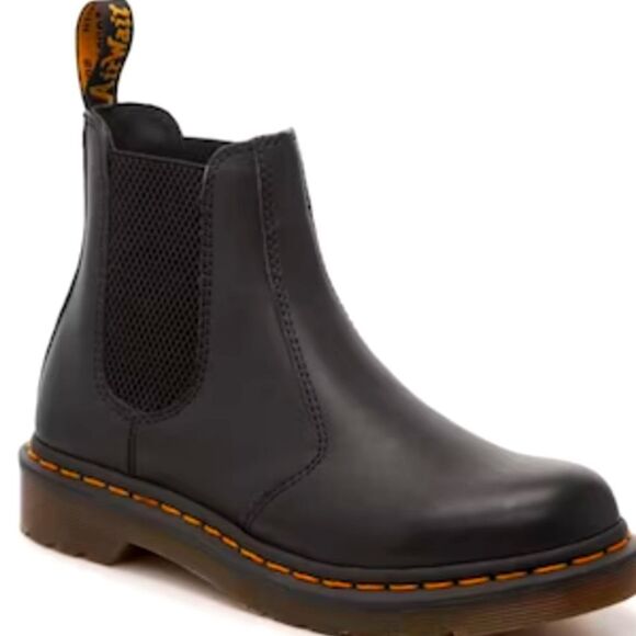 Dr. Martens 2976 Waxed Full Grain Leather Chelsea Boots